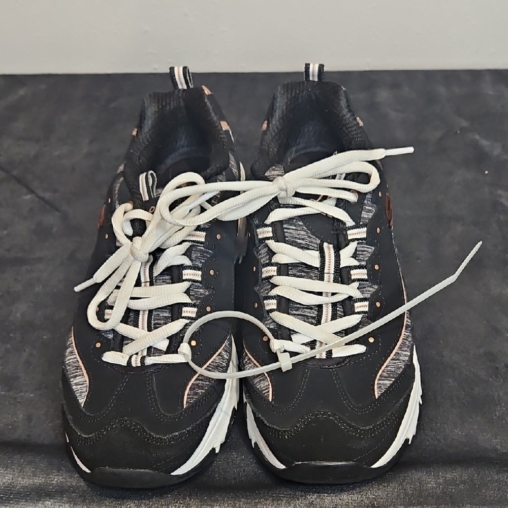 Skechers D'Lites Black & White Air Cooled Sneakers Tennis Shoes Memory Foam 8.5